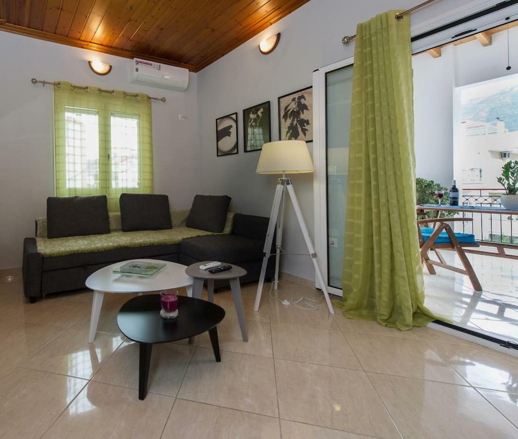 Thano'S Stylish Flat Just 150M To The Beach Farai Exterior photo