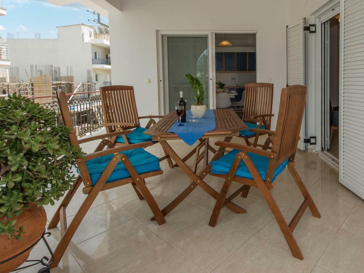 Thano'S Stylish Flat Just 150M To The Beach Farai Exterior photo