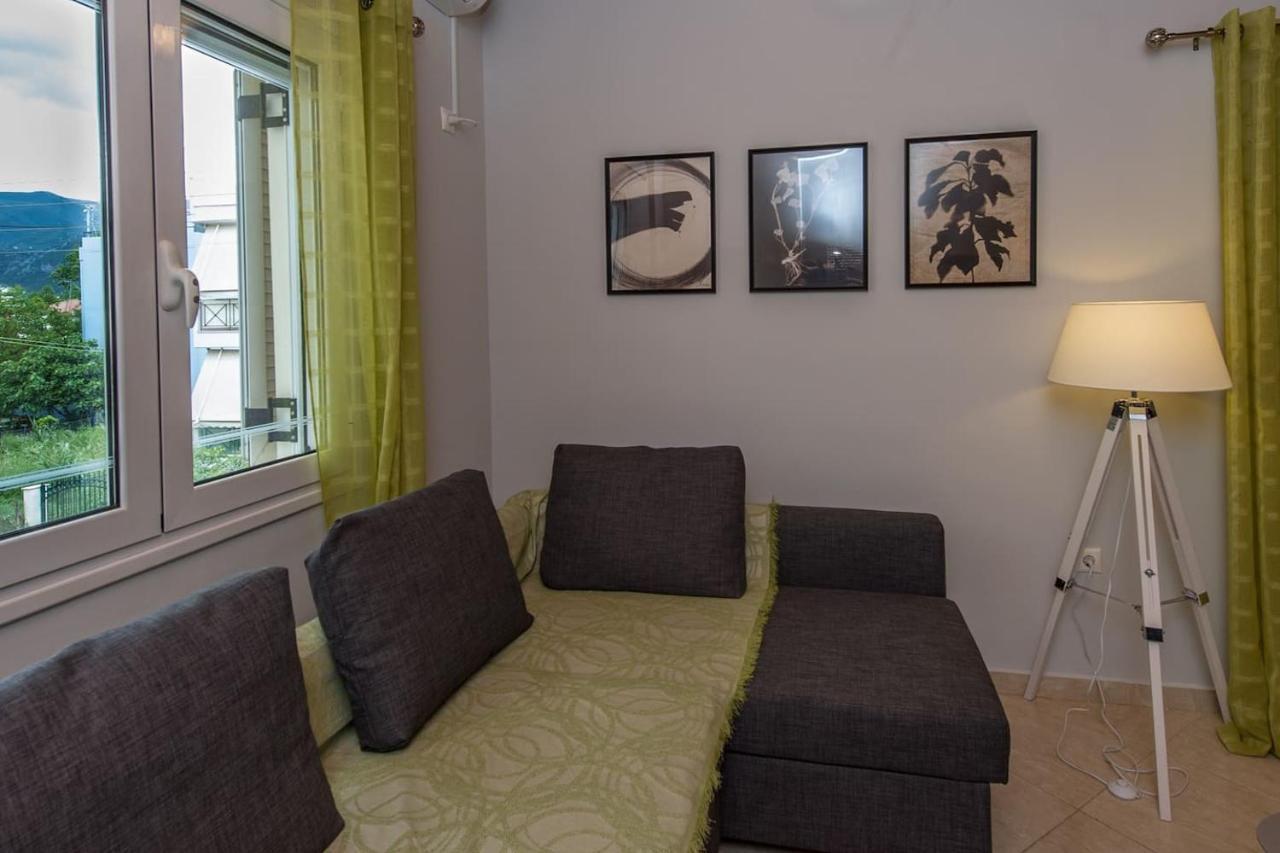 Thano'S Stylish Flat Just 150M To The Beach Farai Exterior photo